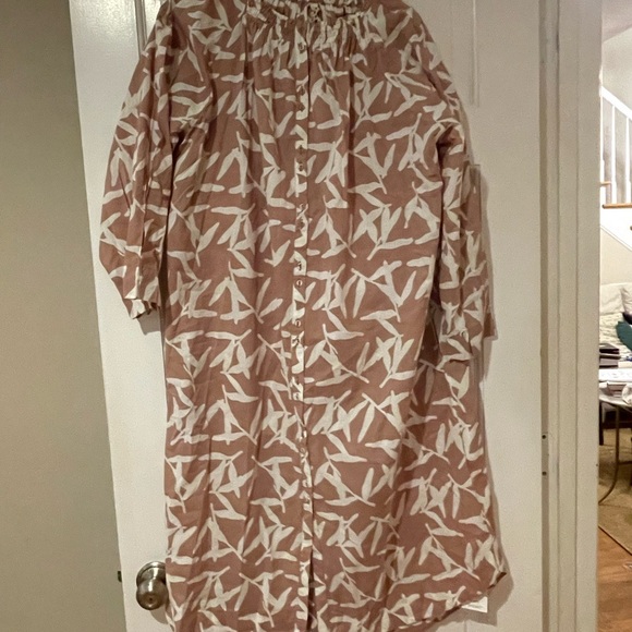 NWT mirth caftans Vienna caftan in desert sand leaf print - Picture 3 of 6